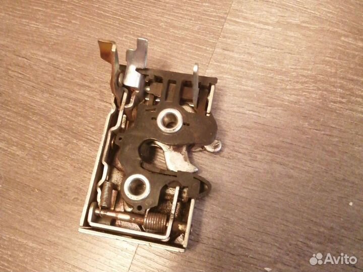 Замок двери volkswagen passat b3