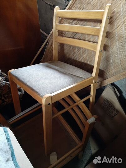 Старая деревянная мебель