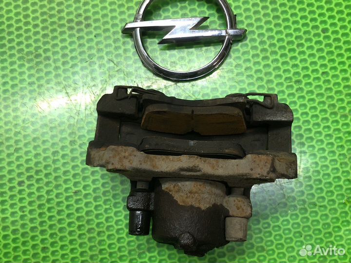 Суппорт передний левый opel астра н