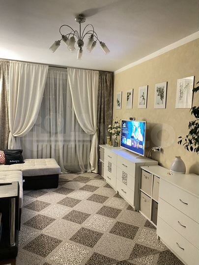 2-к. квартира, 48 м², 4/9 эт.