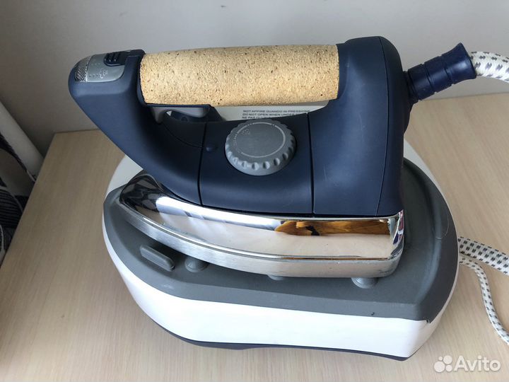 Утюг с парогенератором