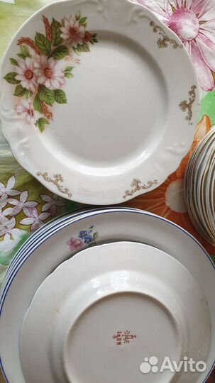 Винтажные фарфоровые тарелки