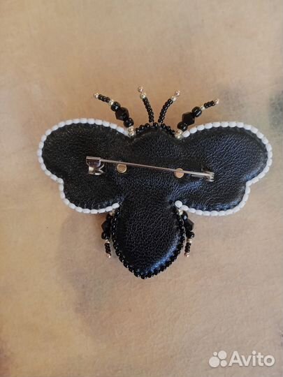 Брошь ручной работы