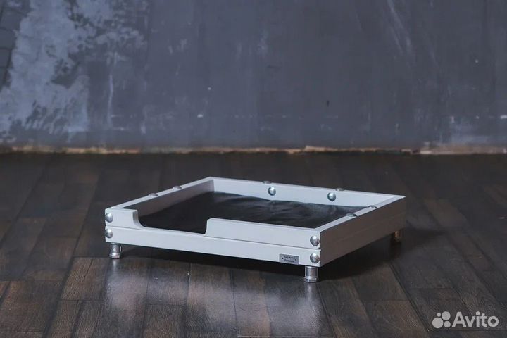 Домик для собак и кошек