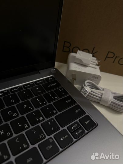 Xiaomi RedmiBook Pro 14 2022 (i5-12450H/MX550)