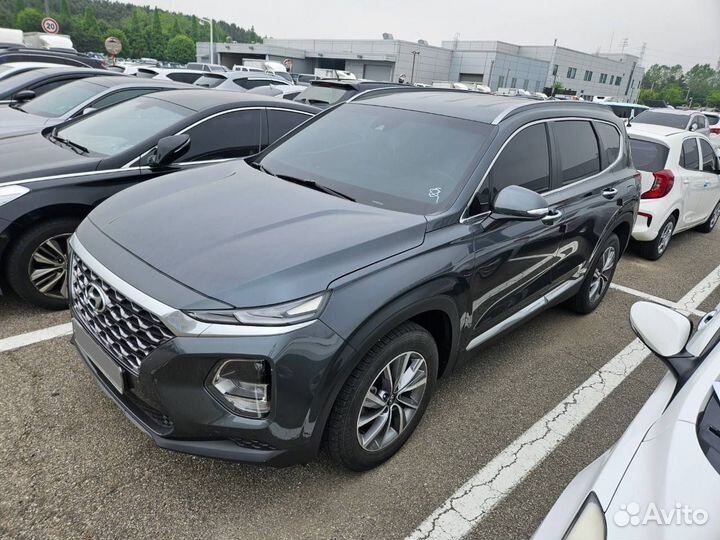 Hyundai Santa Fe 2.0 AT, 2019, 62 500 км