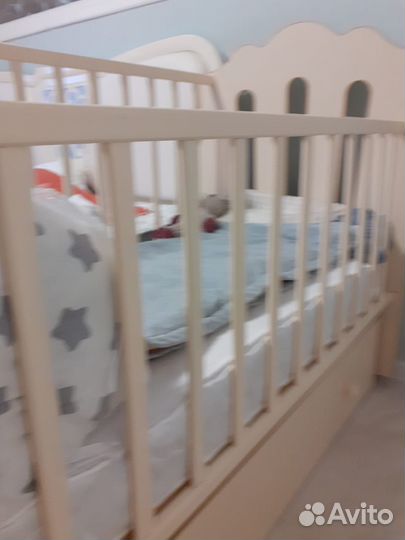 Детская кроватка