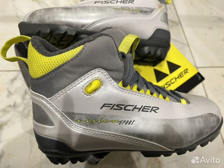 Лыжные ботинки Fisher XC Boots. Новые