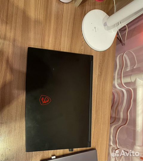 Ноутбук msi gf63