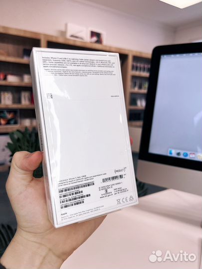 iPhone 11, 128 ГБ
