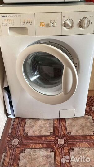 Стиральная машина на запчасти zanussi
