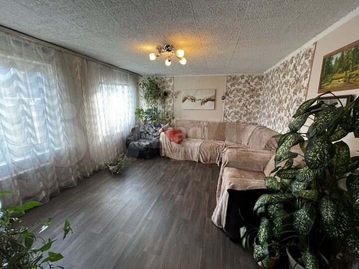 Дом 167,7 м² на участке 4,8 сот.