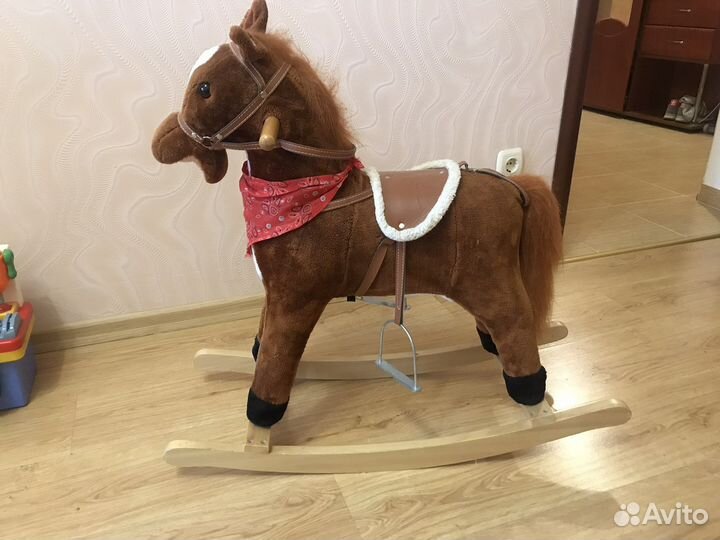 Детская качалка лошадь