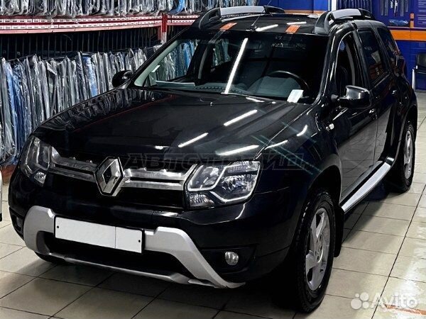 Стекло лобовое