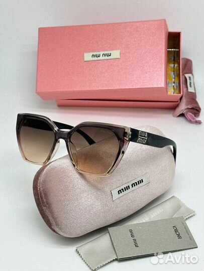 Солнцезащитные очки miu miu
