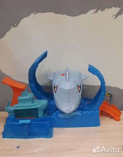Трасса акулаhot wheels