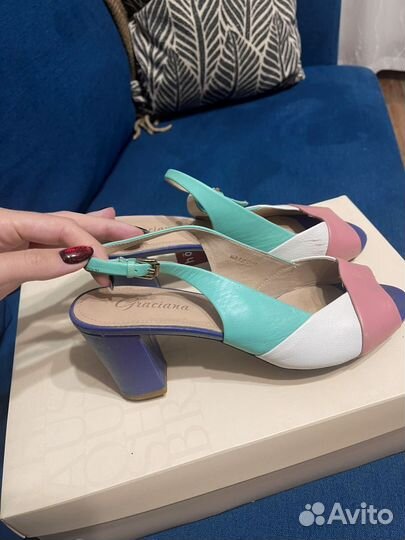 Босоножки 40 размер цветные