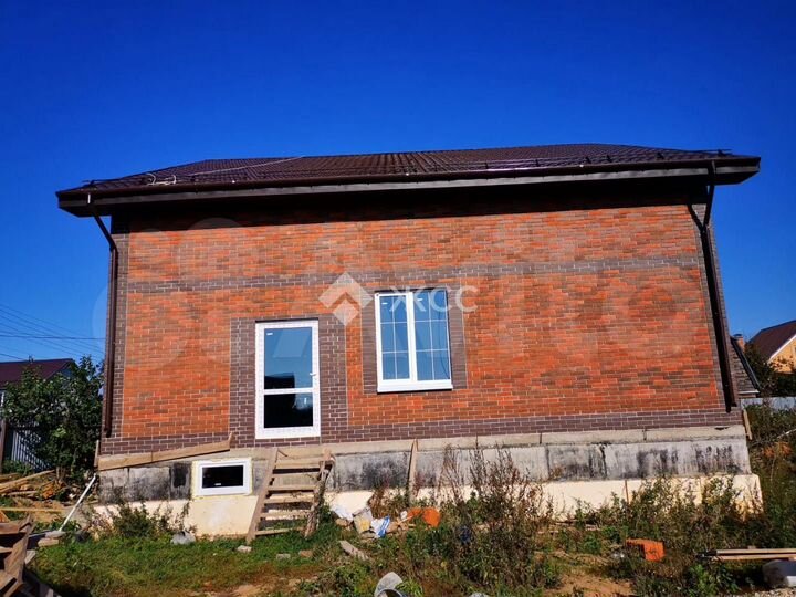 Дом 380 м² на участке 12,5 сот.