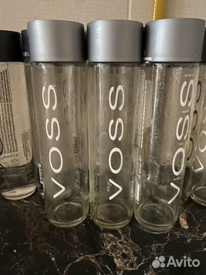 Бутылка стеклянная для воды voss