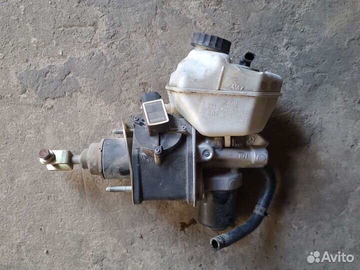 Главный тормозной цилиндр mercedes w211