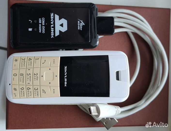 Телефон SkyLink Simple + модем SkyLink AirPlus