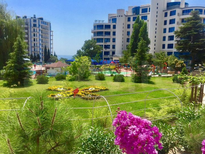 1-к. квартира, 62 м², 1/10 эт.