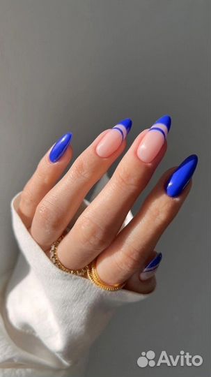 Модель на маникюр и педикюр и наращивание