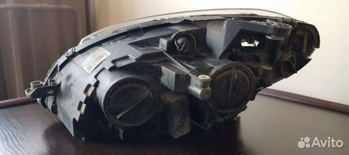 Фара правая на Mercedes w204