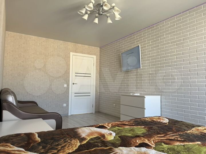 2-к. квартира, 60 м², 9/12 эт.