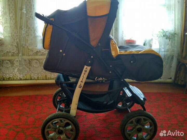 Продам коляску Amelia
