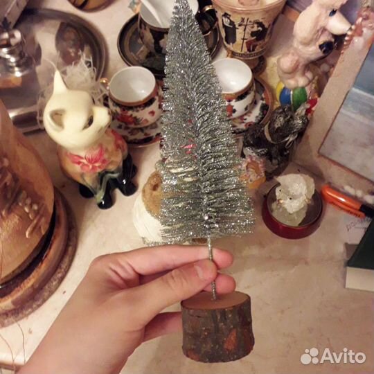 Новогодние украшения, подсвечник, свечи, елка