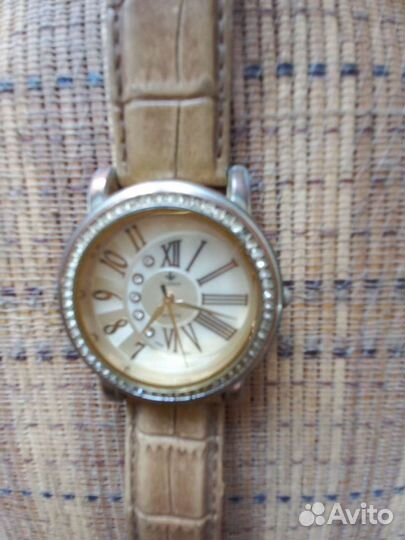 Часы разные