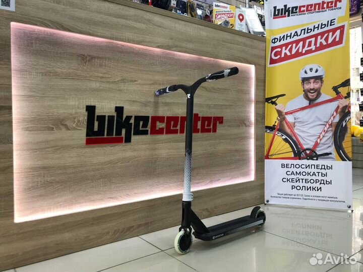 Самокат Root Industries Invictus 2