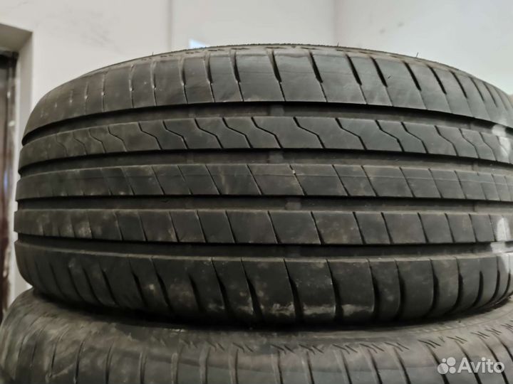 Firestone Roadhawk 215/60 R16