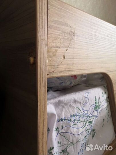 Детская кровать чердак со столом Корсар-2