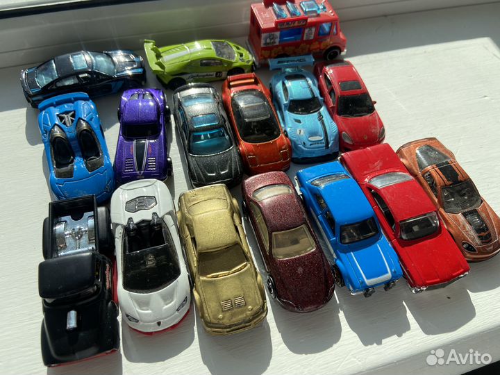 Hot Wheels машинки