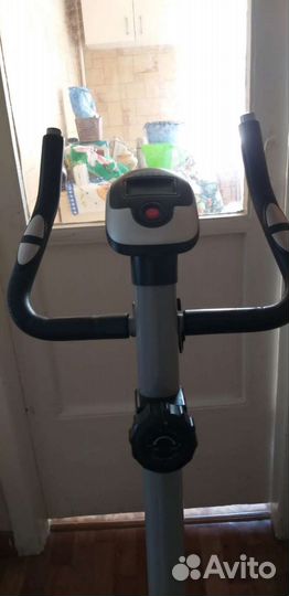 Велотренажер