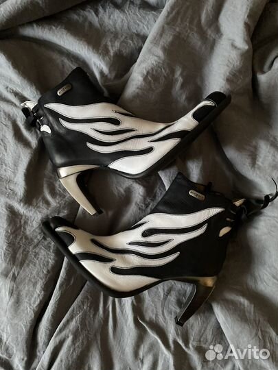 New rock malicia collection