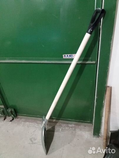 Лопата стальная