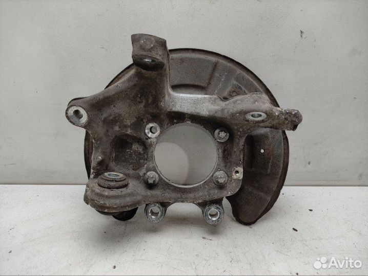 Кулак поворотный задний правый Mercedes Slk R172