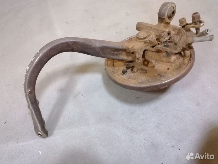 Кулак поворотный задний правый для Honda Accord IV