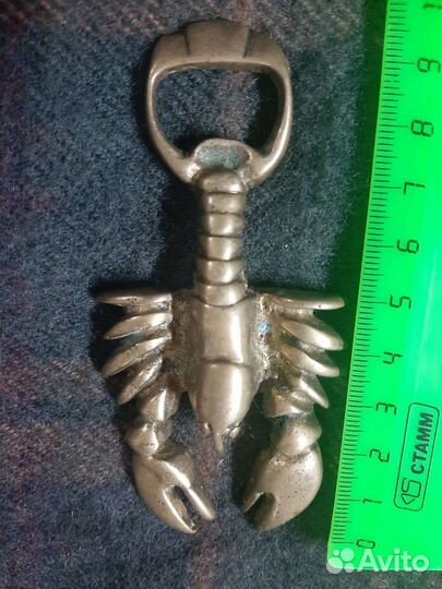 Бронзовая открывалка