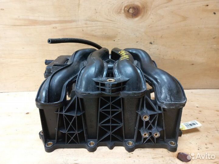 Коллектор впускной Mazda Demio DW3W B3E 2002