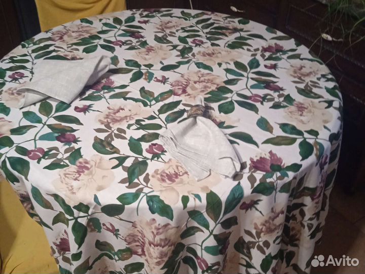 Скатерть льняная новая