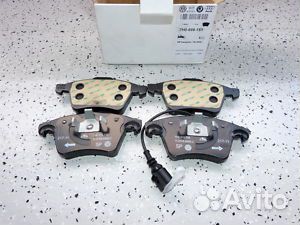 Колодки тормозные передние на VW Multivan с датч