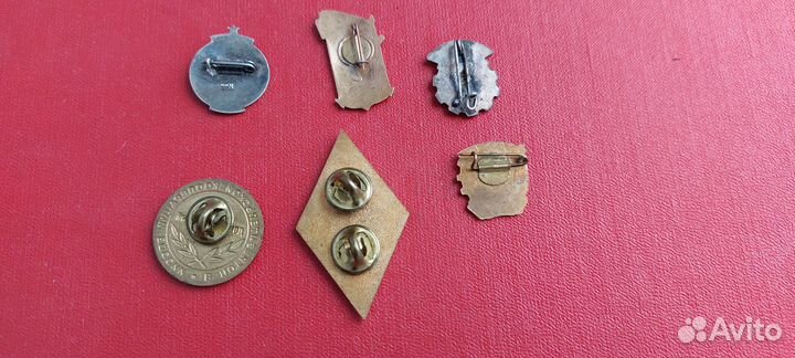 Тяжелые значки