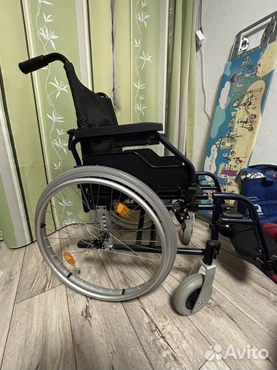 Инвалидная коляска