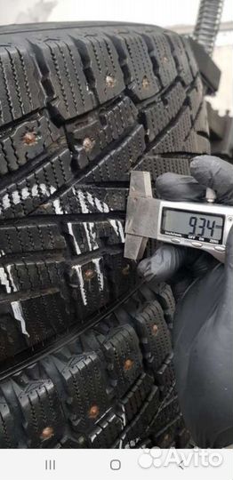 Roadstone Winguard WinSpike SUV 225/65 R17 106T