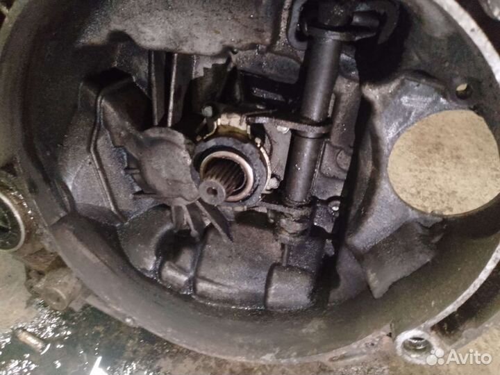 МКПП ваз 2110, 2111, 2112 (2 болта)