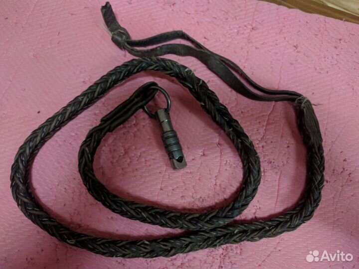 Поводок кожаный с мощным карабином, дл.121 см